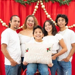 Meet your Posher, Felix eduardo